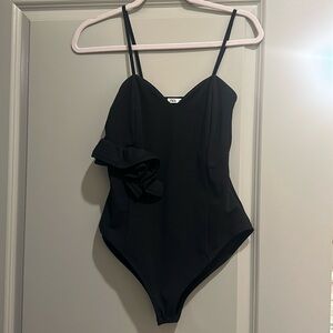 Zara black medium bodysuit with ruffle on the side